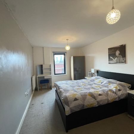 Modern Apartment Near Bullring Birmingham Exterior photo